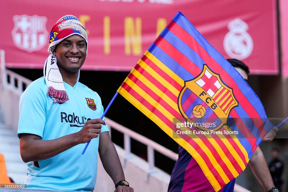 “Barselona” “Real” ustidan qozonilgan tarixiy g‘alabasi sharafiga yangi libosini taqdim etdi (foto)