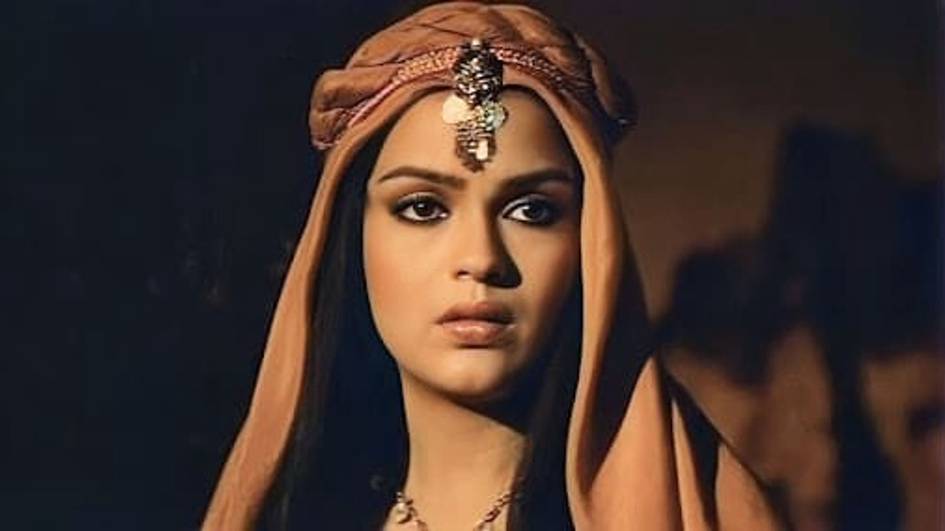 Afg‘on qizidan Bollivud afsonasigacha: hind kinosining isyonkor malikasi Zinat Amanning murakkab taqdiri