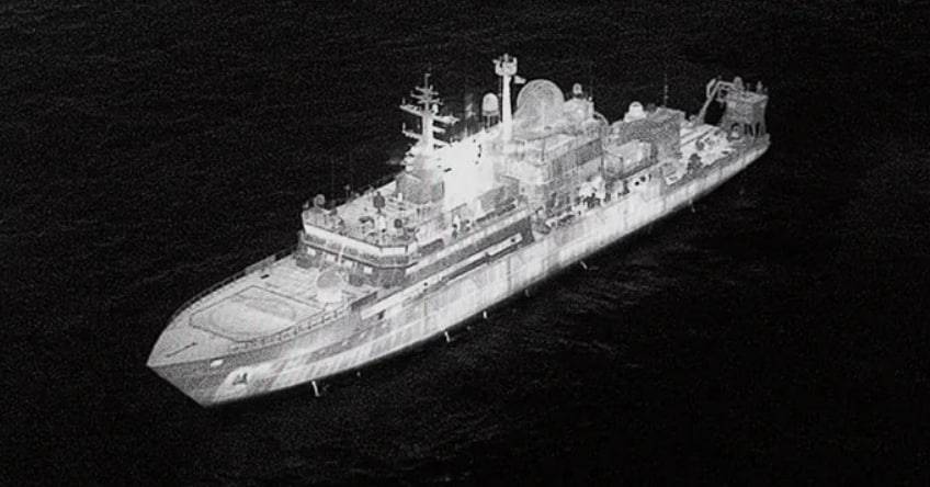 Rus josuslik kemasi Britaniya uchuvchilari ko‘zini lazer bilan qamashtirdi