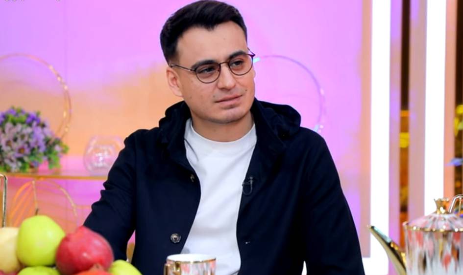 “Bobomning familiyasini olganimda otam mendan xafa bo‘lgan”. Ali Otajonov mashhur sulola vakili bo‘lish mas’uliyati haqida