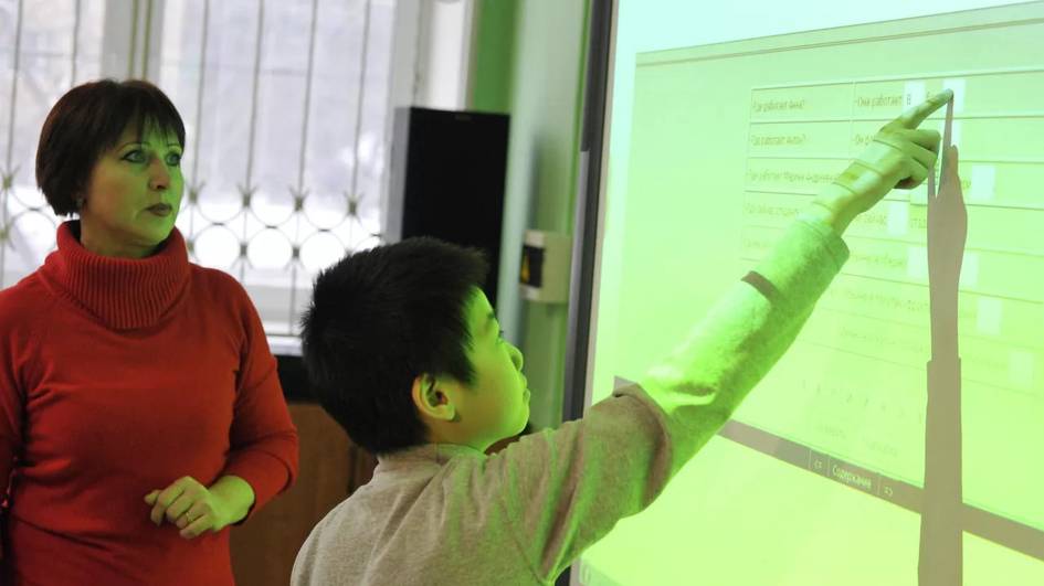 Rossiyada muhojir bolalarning 80 foizi maktabga qabul qilinmadi