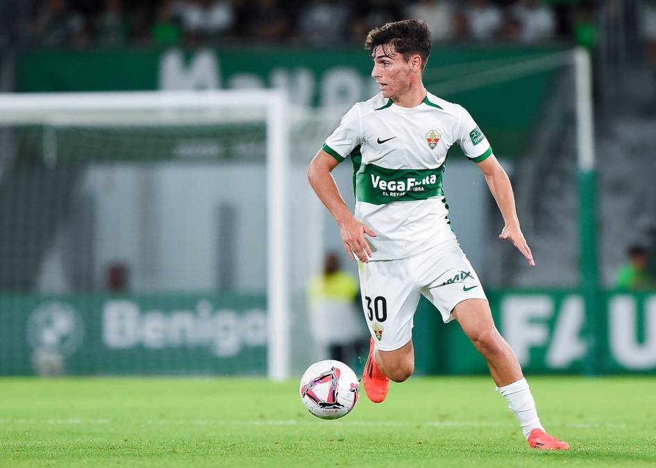 “Manchester Siti” Ispaniya La Ligasidan futbolchi sotib olmoqchi