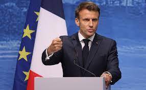 Makron fransuzlarni axborot urushiga tayyorlanishga chaqirdi