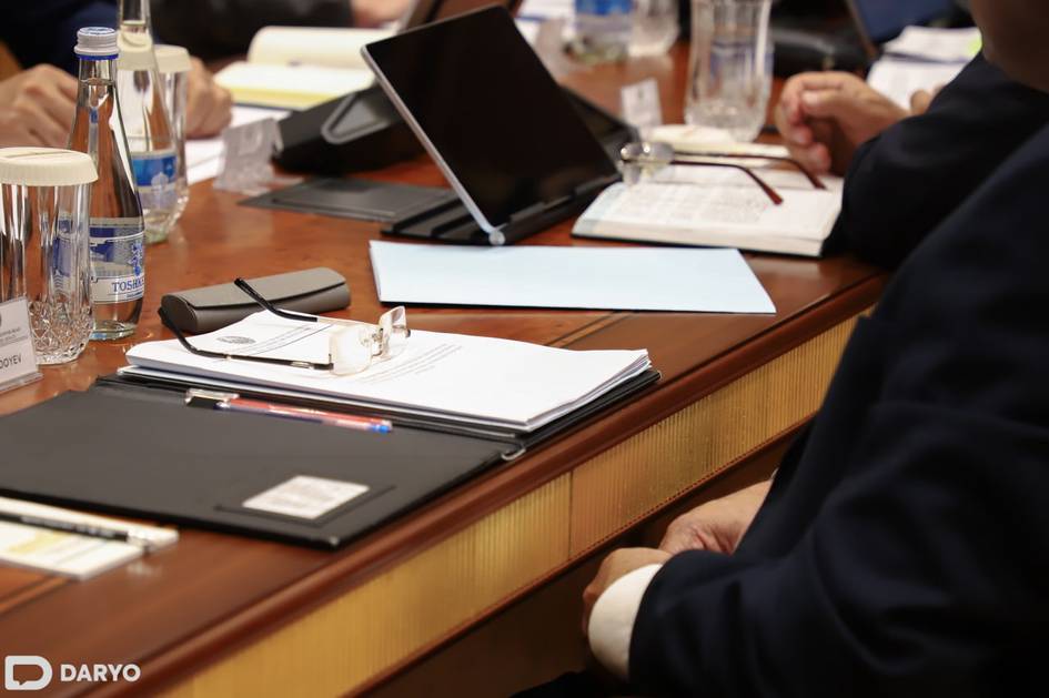 “Жамоам билан ҳуқуқий ёрдам беришга тайёрман”. Адвокат “Имарат”дан жабрланганларга кўмак таклиф қилди