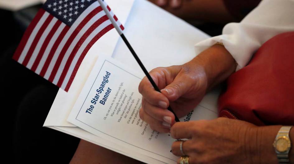 АҚШ 19 та давлат фуқароларидан иммиграция бўйича аризалар қабул қилишни тўхтатди