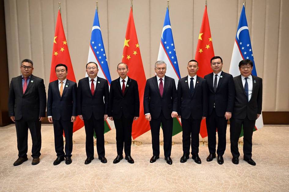 Uzbekistan, China deepen technological partnership as President Mirziyoyev meets leading companies