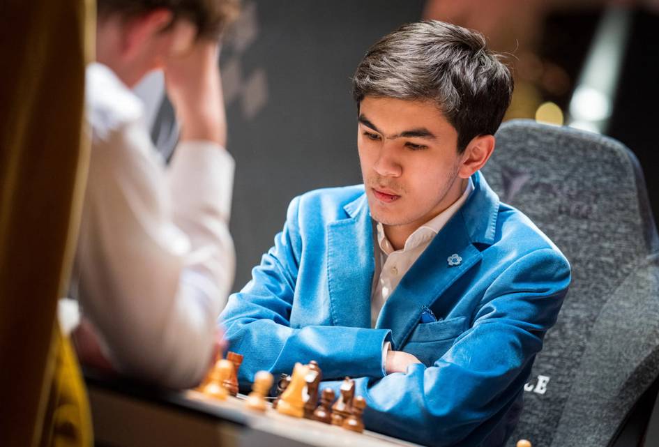 Freestyle Chess Grand Slam. Жавоҳир Синдоров илк турда Магнус Карлсенни мағлуб этди