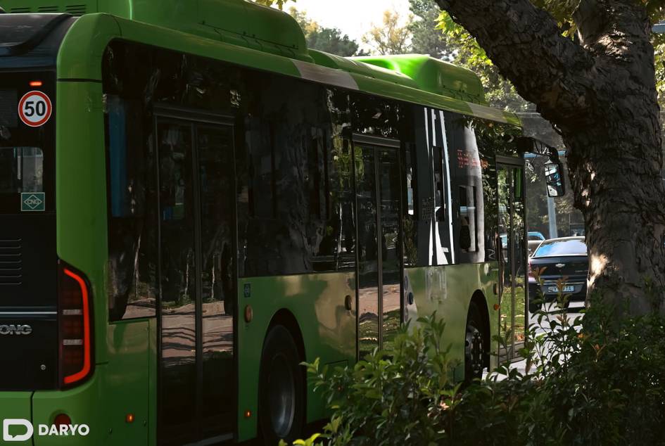 В Ташкенте мужчину арестовали на 5 суток за домогательство несовершеннолетней в автобусе