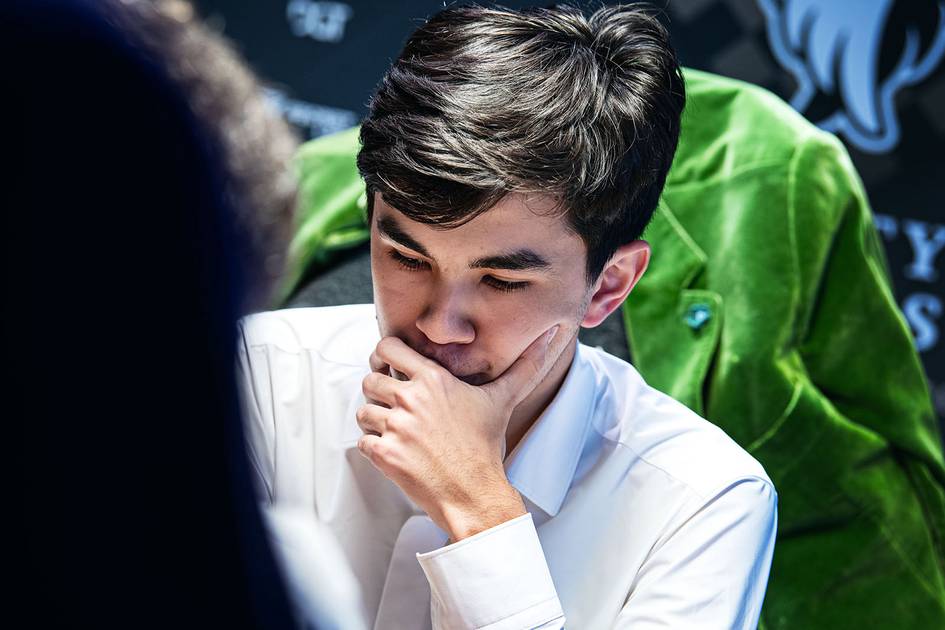 Freestyle Chess Grand Slam. Javohir Sindorov pley-off bosqichini g‘alaba bilan boshladi