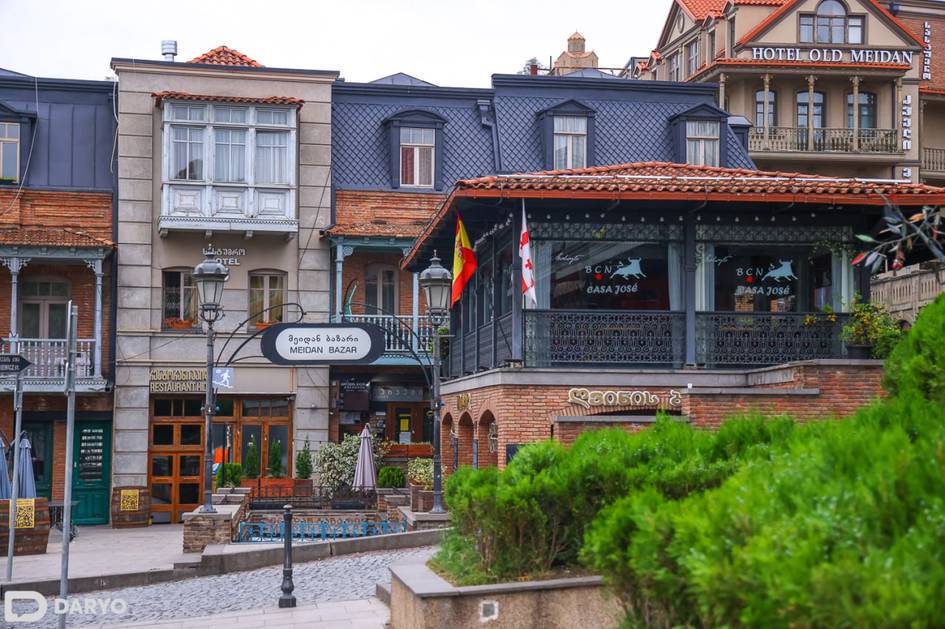 Узбекистанцев, направляющихся в Грузию, предупредили о новых требованиях к въезду