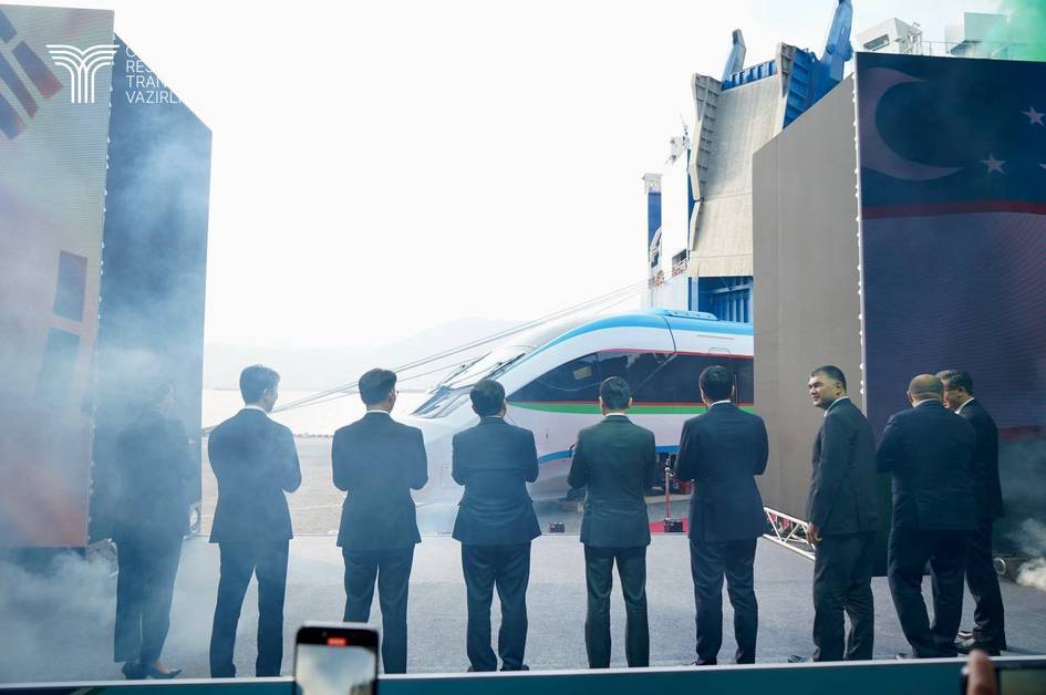 O‘zbekistonga Janubiy Koreyadan “Jaloliddin Manguberdi” nomli tezyurar poyezdlari jo‘natildi