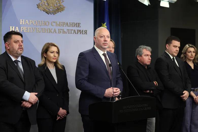 Bolgariyada hukumat tarqatib yuborildi