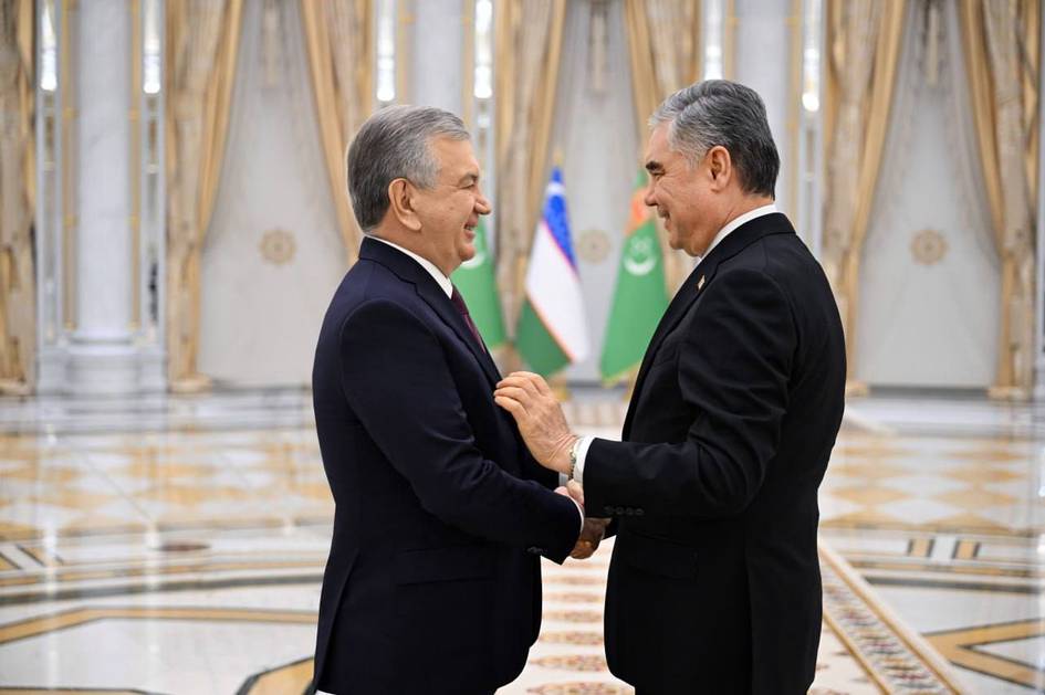 Шавкат Мирзиёев Гурбангули Бердимуҳамедов билан учрашув ўтказди