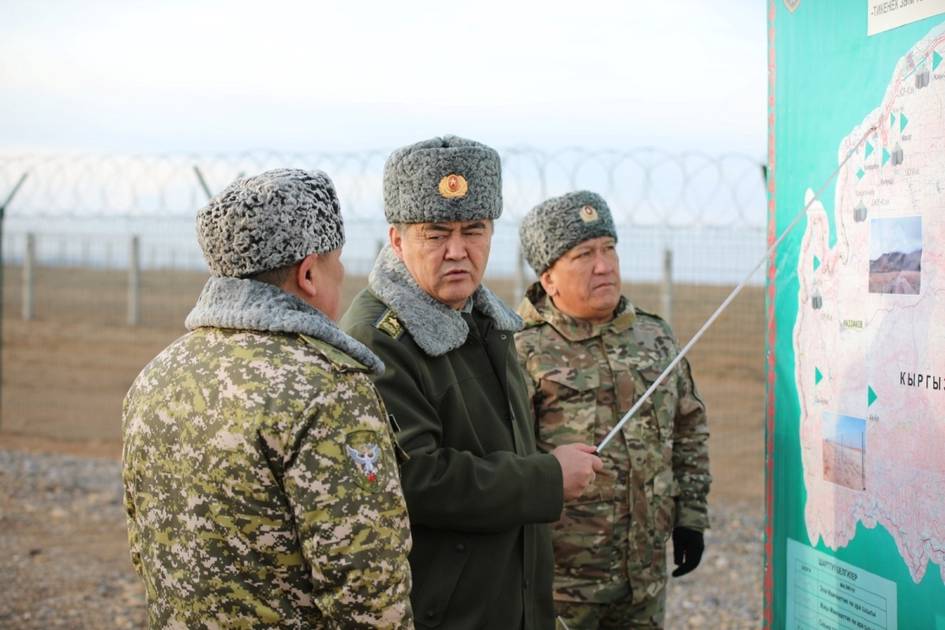Kyrgyzstan equips 80% of Tajikistan border with barbed wire fencing