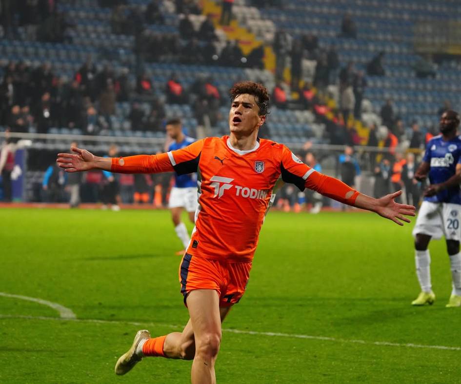 Eldor Shomurodov Turkiya chempionati to‘purarlar jadavlida yetakchilik qilmoqda