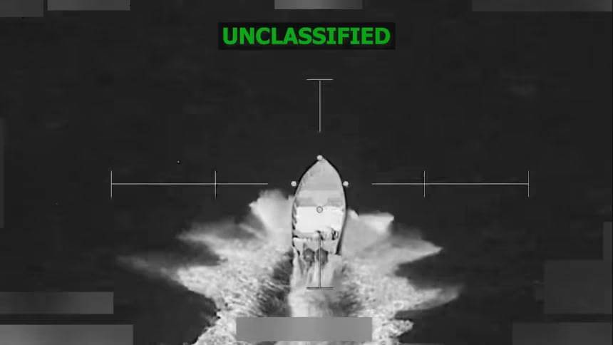 AQSH Tinch okeanida ikkita qayiqqa zarba berdi: besh kishi halok bo‘ldi (video)