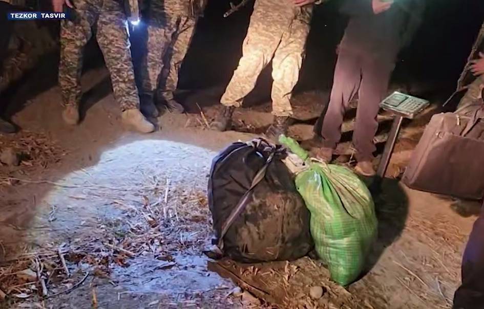 Tojikistondan 100 kilodan ortiq narkotik olib kirganlar qamoqqa olindi