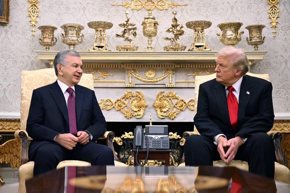 Шавкат Мирзиёев и Дональд Трамп провели телефонную беседу