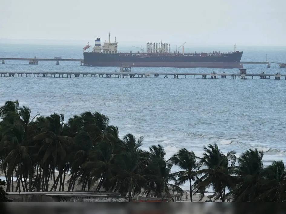 AQSH Venesuela neftiga ikki oylik karantin joriy etdi 