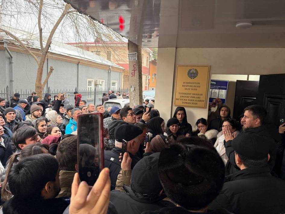 Пулларимизни ким олиб беради? Credit House иши судда кўрилмоқда