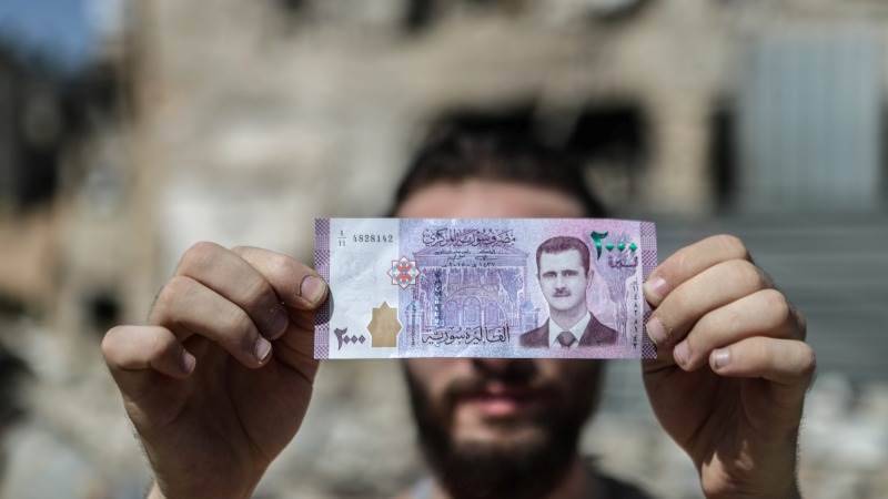 Сурияда январдан валюта алмашади 