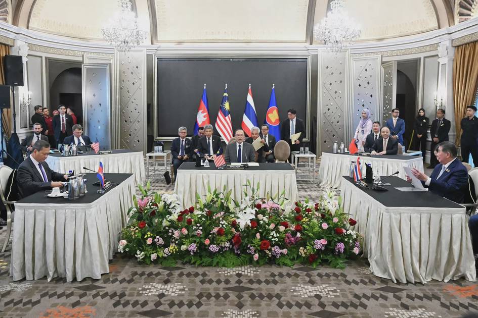 Tailand va Kambodja chegarada o‘t ochishni to‘xtatish to‘g‘risida bayonot imzoladi