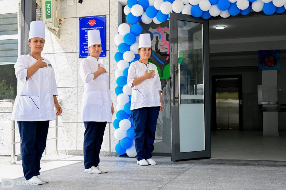 “Шифохоналарда 12 минг 600 та бўш иш ўрни бор” — Асилбек Худаяров тиббий ходимлар етишмаётганини айтди