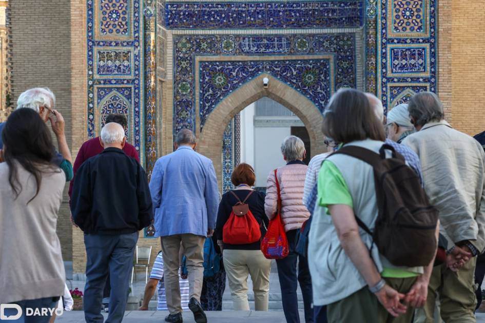 Uzbekistan records 47% rise in tourist arrivals in 11M25