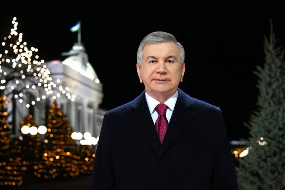 Шавкат Мирзиёев поздравил узбекистанцев с Новым годом