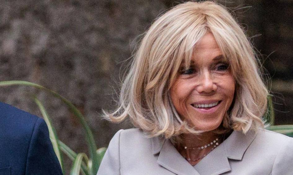 Makronning rafiqasini transgenderlikda ayblagan 10 kishi sudlandi