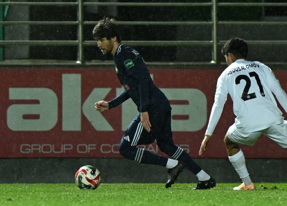 Ҳожиакбар Алижоновнинг “Персеполис”га трансфери ёлғон маълумотлар сабаб барбод бўлган