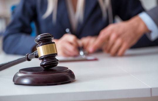 Fargʻonada tadbirkorlarga sudsiz jazo qarorlari chiqarilgani aniqlandi