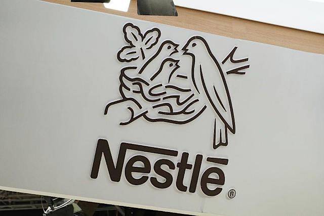 Nestle токсинлар сабаб болалар озуқасини дунё бўйлаб қайтариб олади