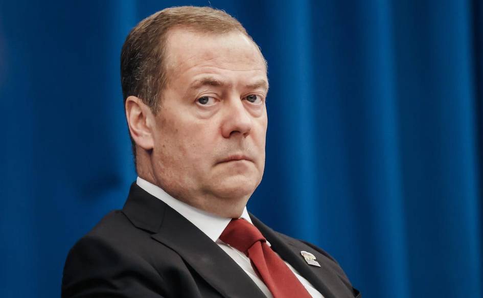 “Rossiya bilan o‘ynashmang”: Medvedev AQSHga javob qaytardi