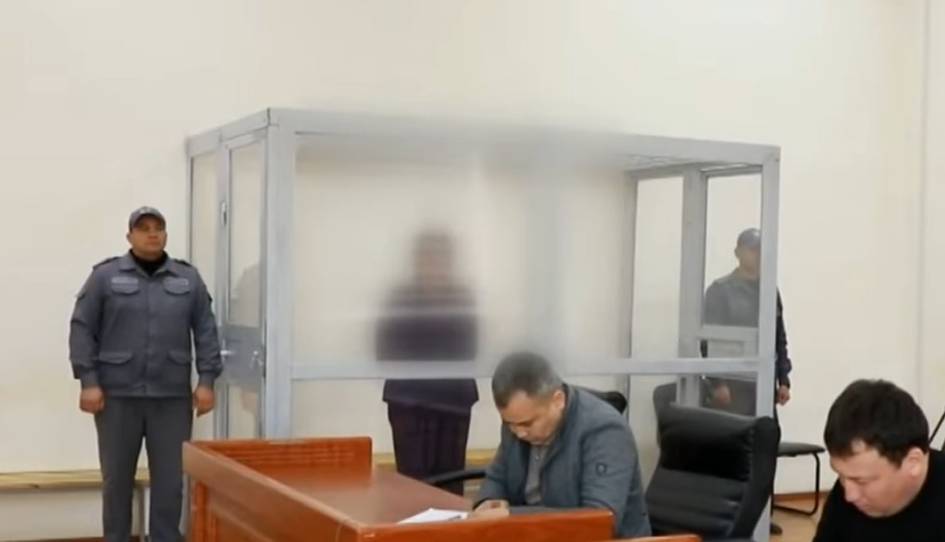 Surxondaryoda tanishini haqoratlab, mushtlashgan ayol sud qilindi