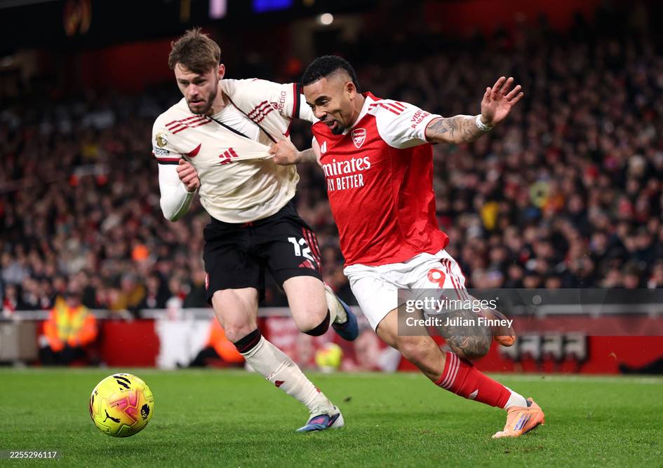 APL. Turning markaziy bahsida “Arsenal” va “Liverpul” durang o‘ynadi