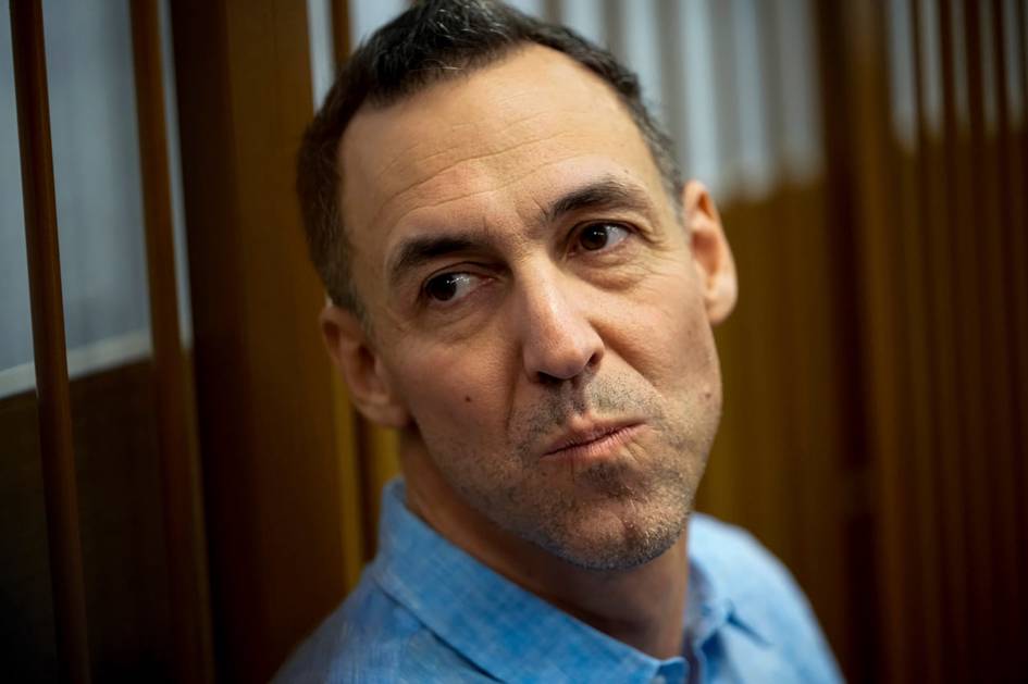 Россия қамоқдаги француз тадқиқотчисини озод қилди