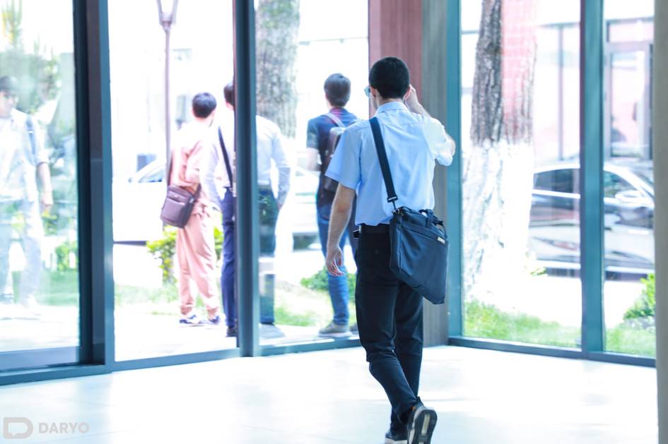 В Узбекистане установлен порядок оплаты контракта для студентов за счёт работодателей