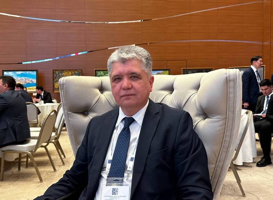 “Ўзбекистонликлар Европага визасиз киришига эришиш оғир масала” — элчи Дилшод Аҳатов