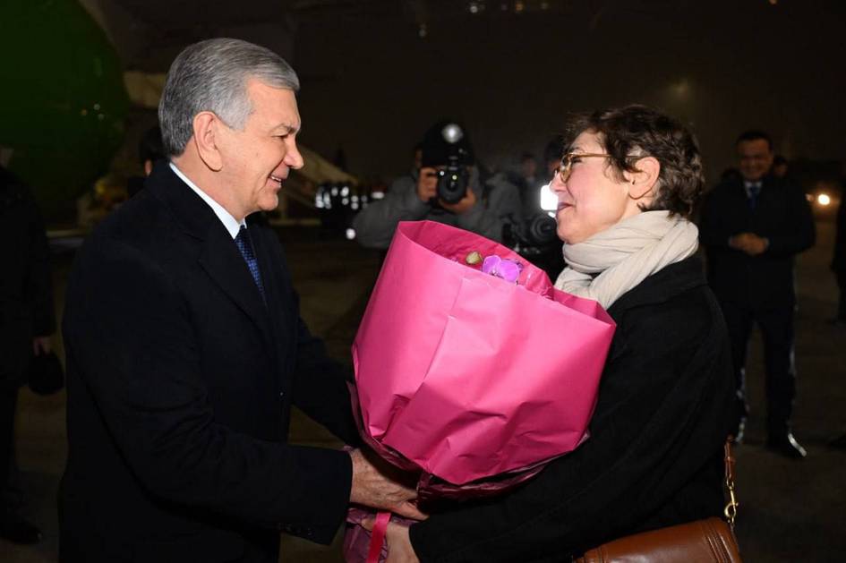 Shavkat Mirziyoyev amaliy tashrif bilan Shveysariyaga keldi
