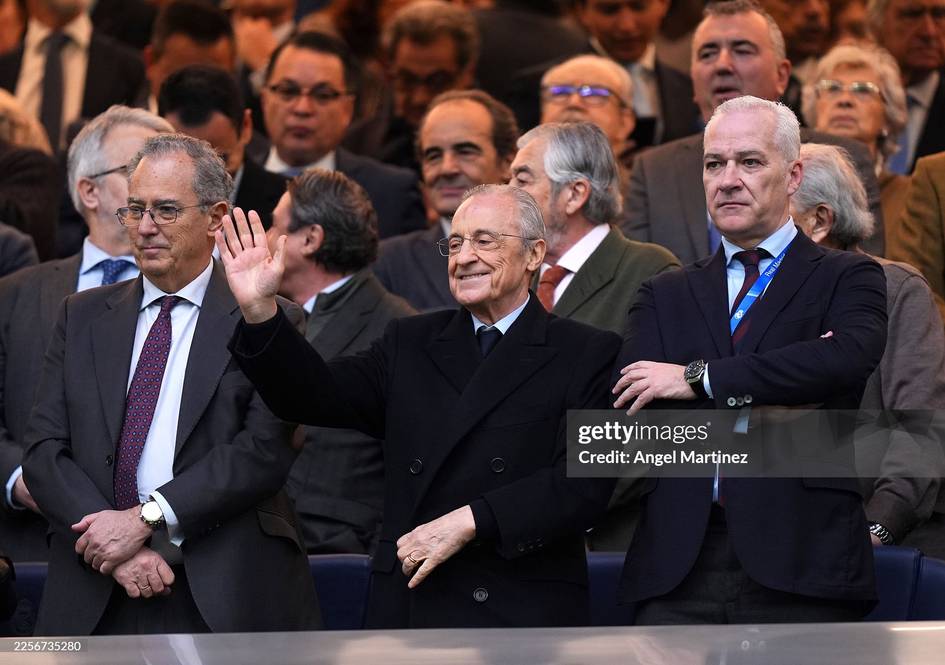 “Реал Мадрид” раҳбарияти Арбелоа олдига шарт қўйди — клуб ЕЧЛ ва Ла Лигада ғалаба қозониши керак