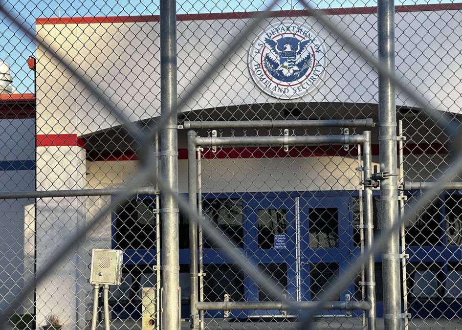 AQSHdan deportatsiya qilinishi kutilayotgan o‘zbekistonliklar vatanga tezroq qaytishda yordam so‘radi