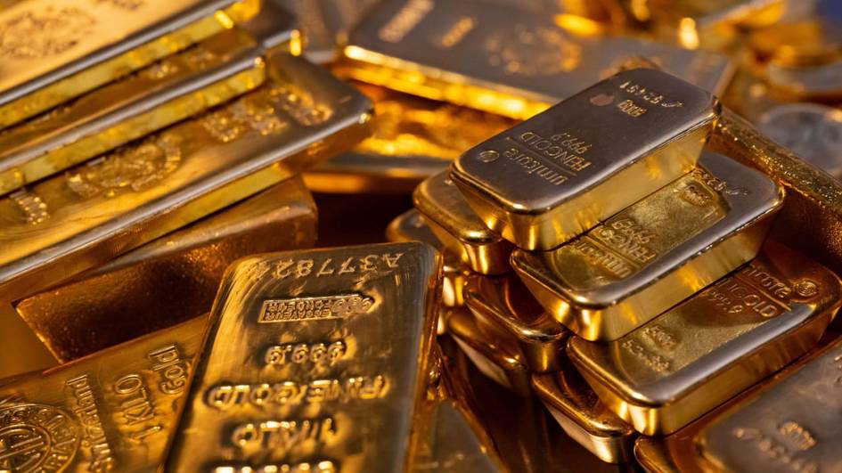 Uzbekistan gold bar price tops over $830 for first time
