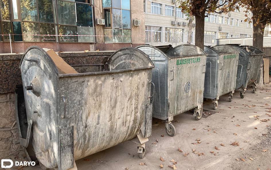 Ўзбекистонда чиқиндидан 152 мингга яқин қарздорнинг электр тўловига вақтинча чеклов ўрнатилди