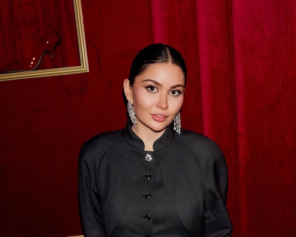 Maryam Tillayeva shaxsiy samolyot sotib olish uchun kuzatuvchilaridan pul so‘radi (video)