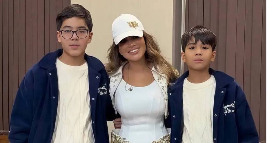 Instagram: Дурдона Қурбонова ойига қанча топади? Маҳфуза Шербоева қачон турмушга чиқади? Валижон Шамшиевдан видеомурожаат