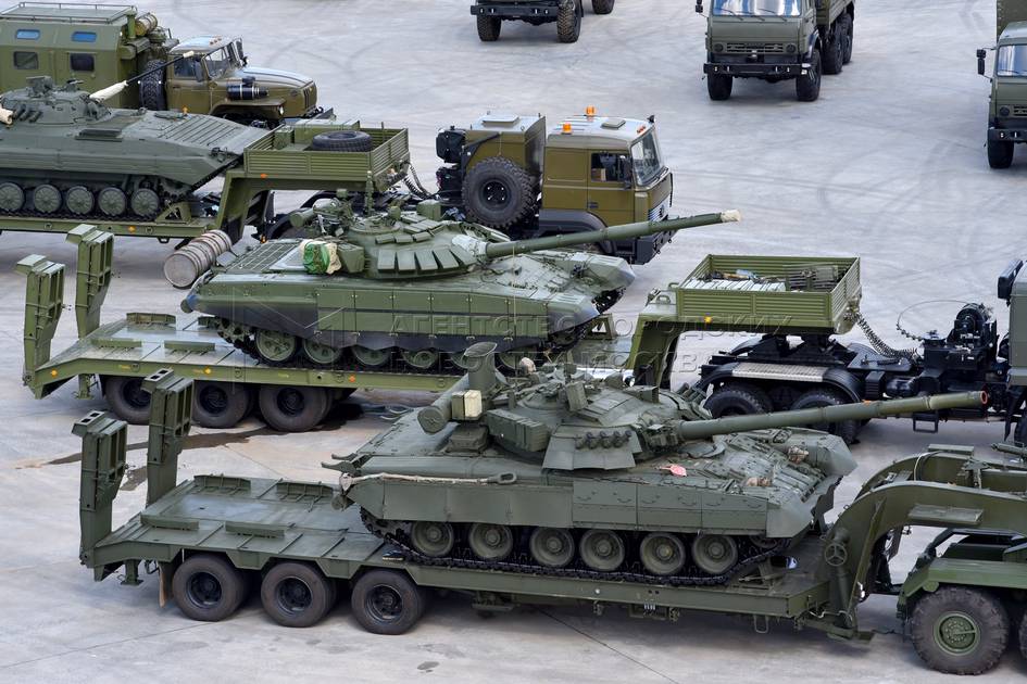 “Россия 2025 йилда 30 дан ортиқ давлатга ҳарбий техника экспорт қилиб, 15 млрд доллар даромад олди” — Путин