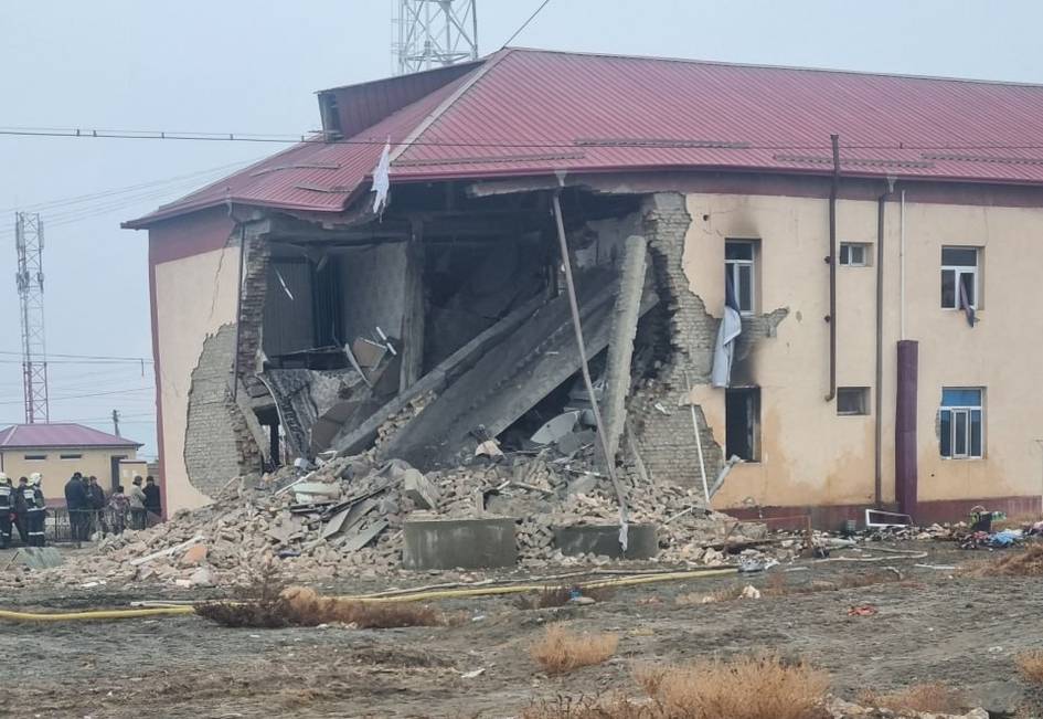 В Бухаре произошел взрыв газа в двухэтажном доме, двое пострадали