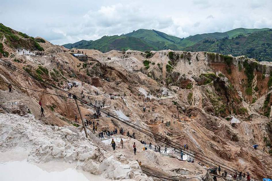 Марказий Африкадаги шахта қулаши оқибатида 200 дан ортиқ киши ҳалок бўлди