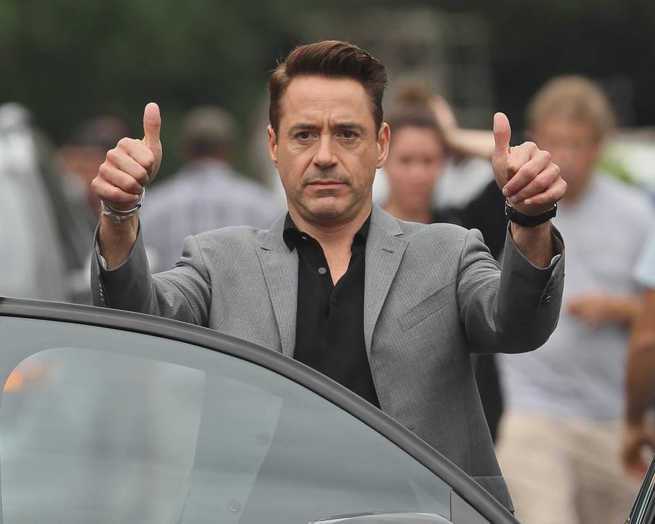 Garajdagi millionlar: Gollivud yulduzlarining qimmatbaho avtomobil kolleksiyalari